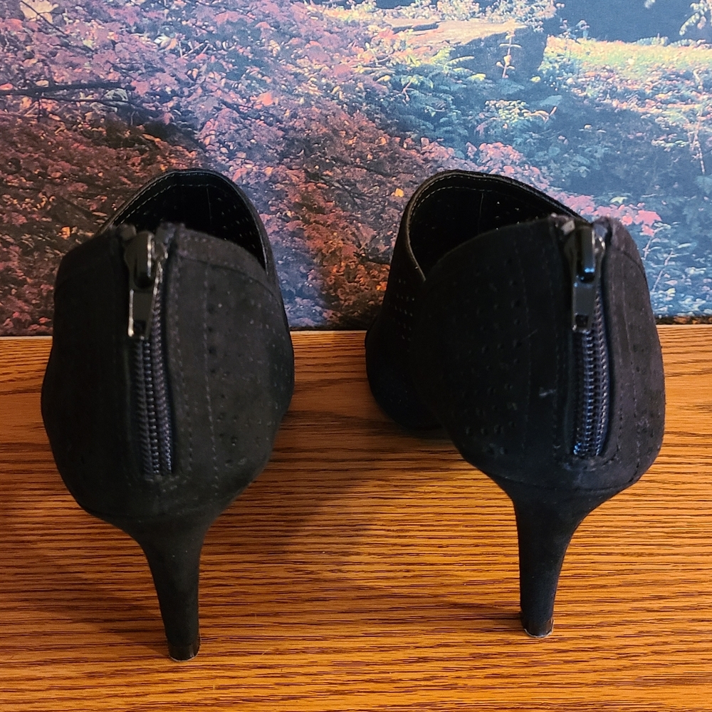 STYLE & CO. HEELS - Picture 7 of 10
